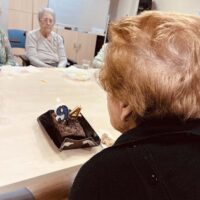 Belaunaldiarteko urtebetetzea Belaunaldiarteko urtebetetzea