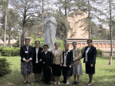 Hermanas Hospitalarias representantes de la Provincia de España en el Capítulo General