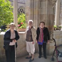 Adineko pertsonenganako begirada aldatzeko puzzle bat