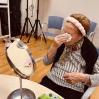 Geure azala zaintzea eta mimatzea