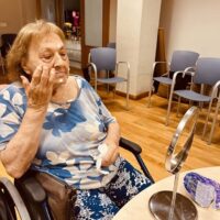 Geure azala zaintzea eta mimatzea