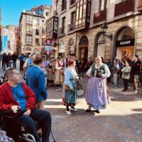 Disfrutamos del Día del Txikitero y de la ofrenda a Nuestra Señora de Begoña