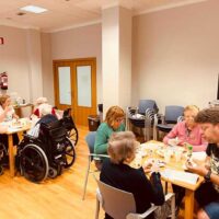Cocina intergeneracional para el Día de la Madre