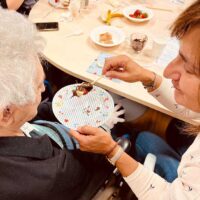 Cocina intergeneracional para el Día de la Madre