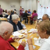 Cocina intergeneracional para el Día de la Madre