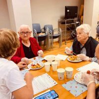 Cocina intergeneracional para el Día de la Madre
