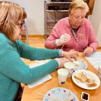 Cocina intergeneracional para el Día de la Madre