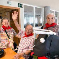 Txurdinagabarri volvió a vestirse de rojo y blanco