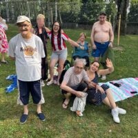 Piscina, cartas y helado: un planazo veraniego