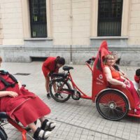 Recorriendo la ciudad en bicicleta
