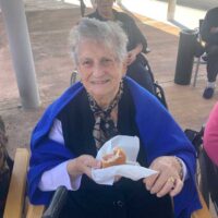 Bratwurstak, pretzelak eta garagardoa goiko terrazan: Prost! Bratwurstak, pretzelak eta garagardoa goiko terrazan: Prost!