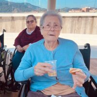 Bratwurstak, pretzelak eta garagardoa goiko terrazan: Prost! Bratwurstak, pretzelak eta garagardoa goiko terrazan: Prost!