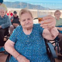 Bratwurstak, pretzelak eta garagardoa goiko terrazan: Prost! Bratwurstak, pretzelak eta garagardoa goiko terrazan: Prost!