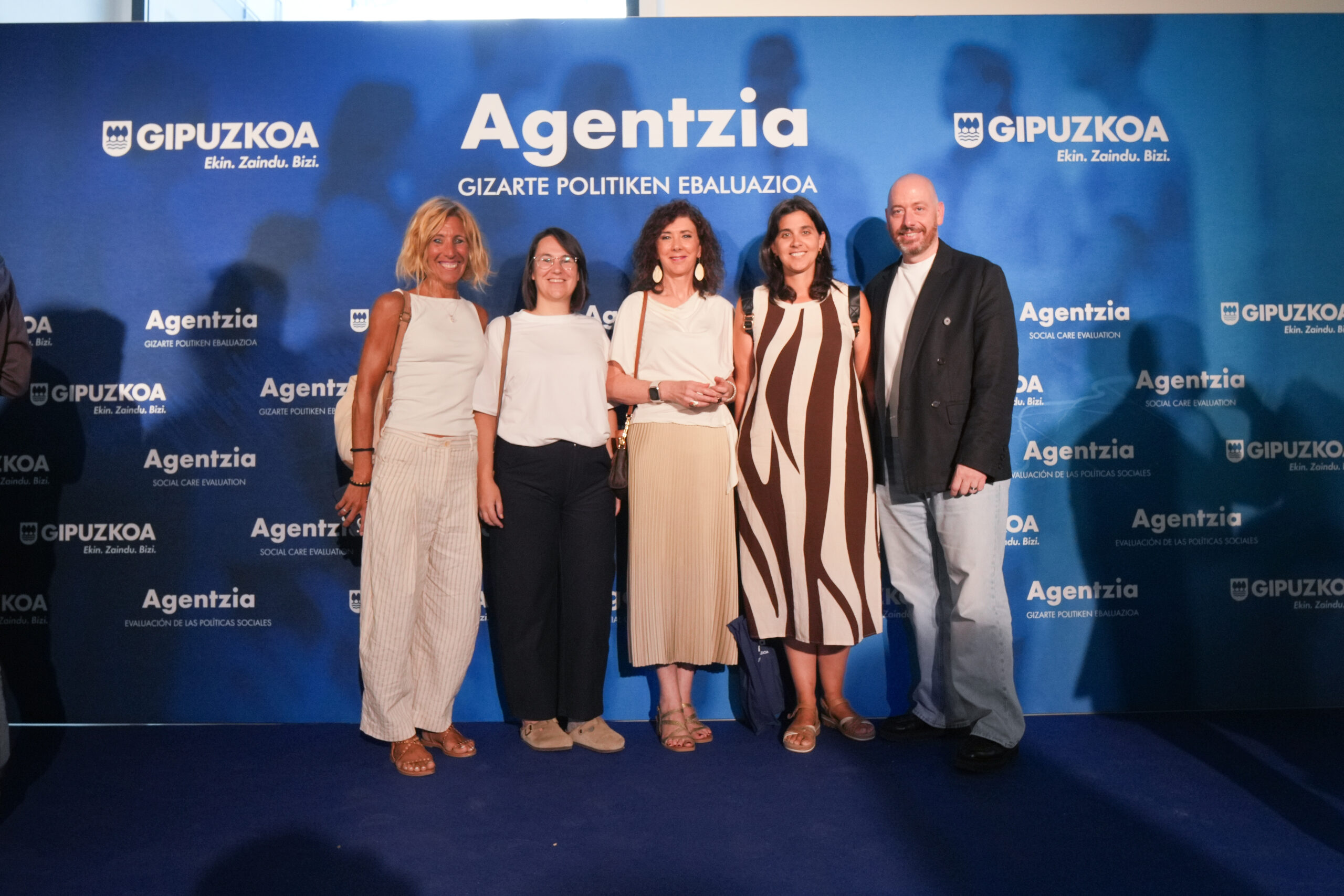 Equipo de Ospitalarioak Fundazioa Euskadi en la presentación de Agentzia en Gipuzkoa